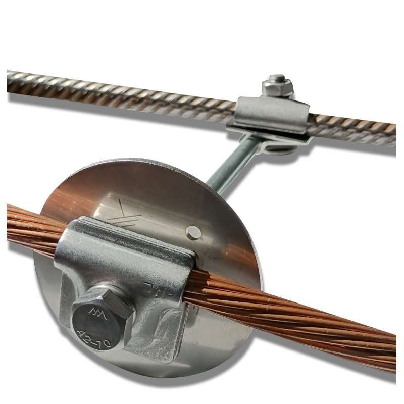 Fixed earth terminal for concrete installation