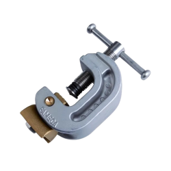 Jordklämma för linje